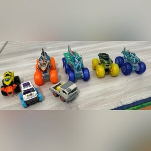 Hot Wheels Monster Trucks Bundle Lot – 7 Diecast Cars Assorted Styles Colors